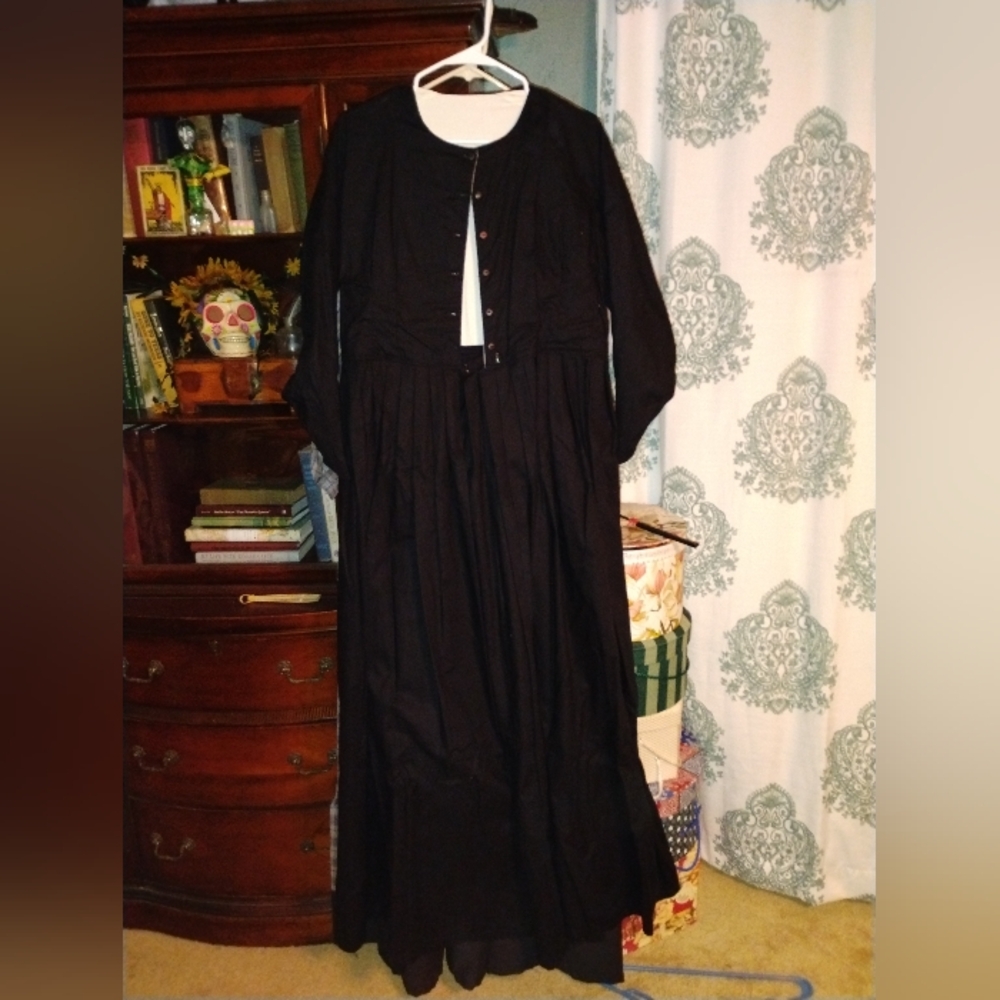 Black mourning day dress